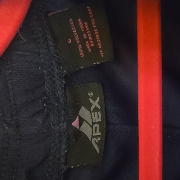 Basketball shorts - Picture 2 of 2